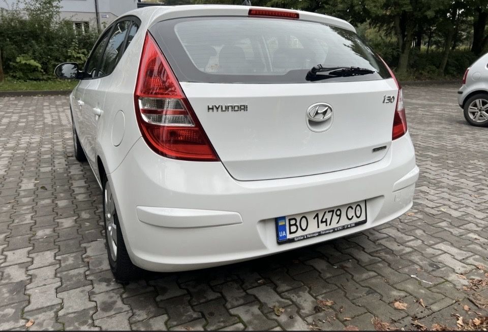 Hyundai i30.