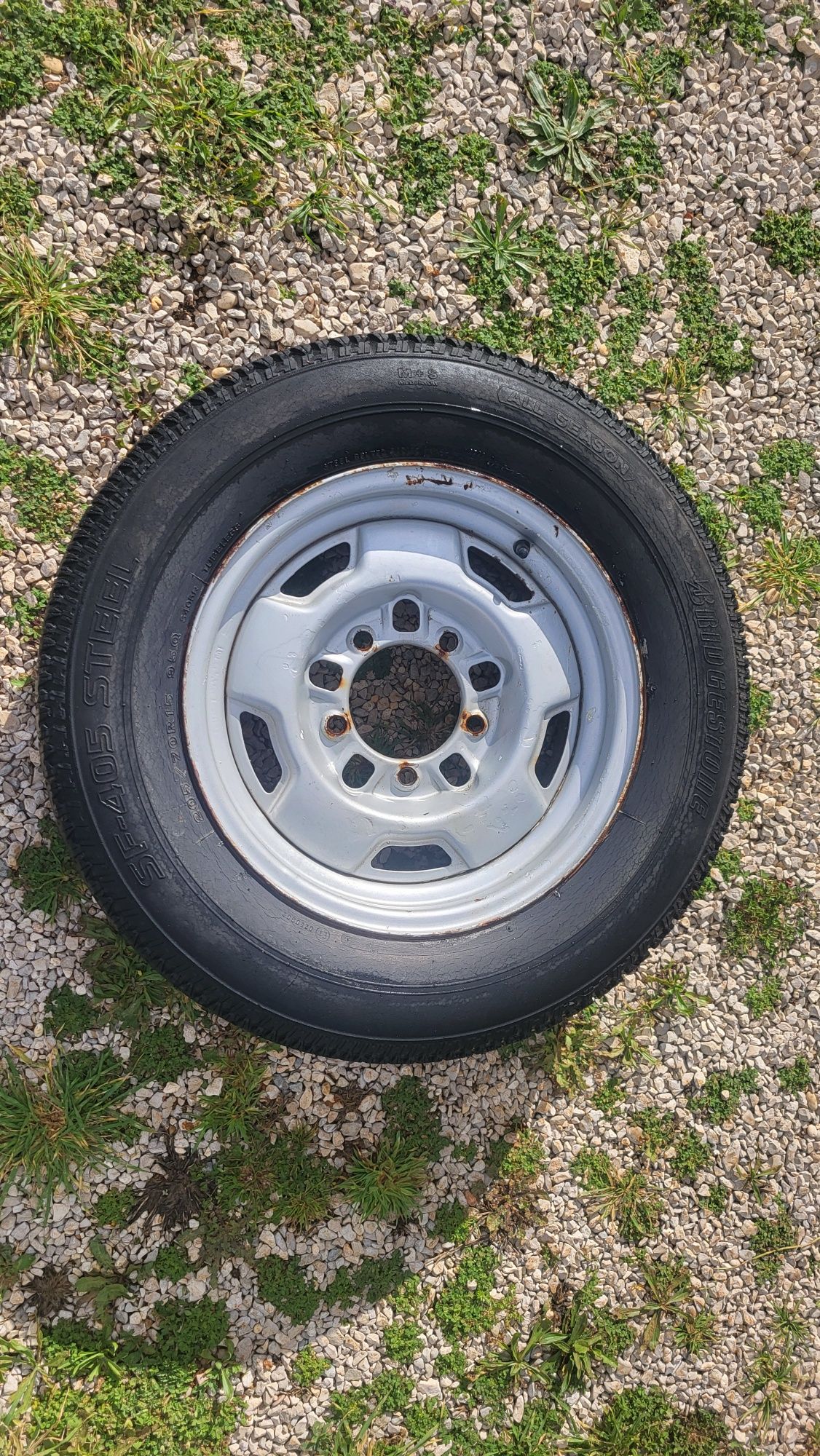 Roda 15 vitara com pneu