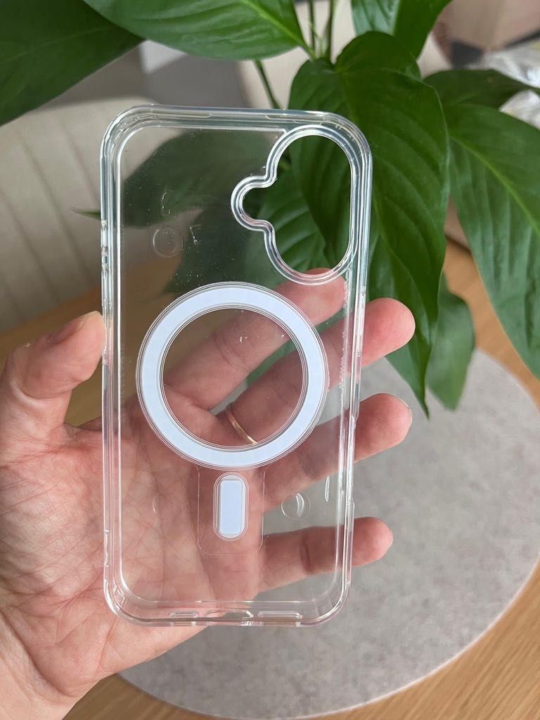 Etui iphone 16 czarne różowe transparentne