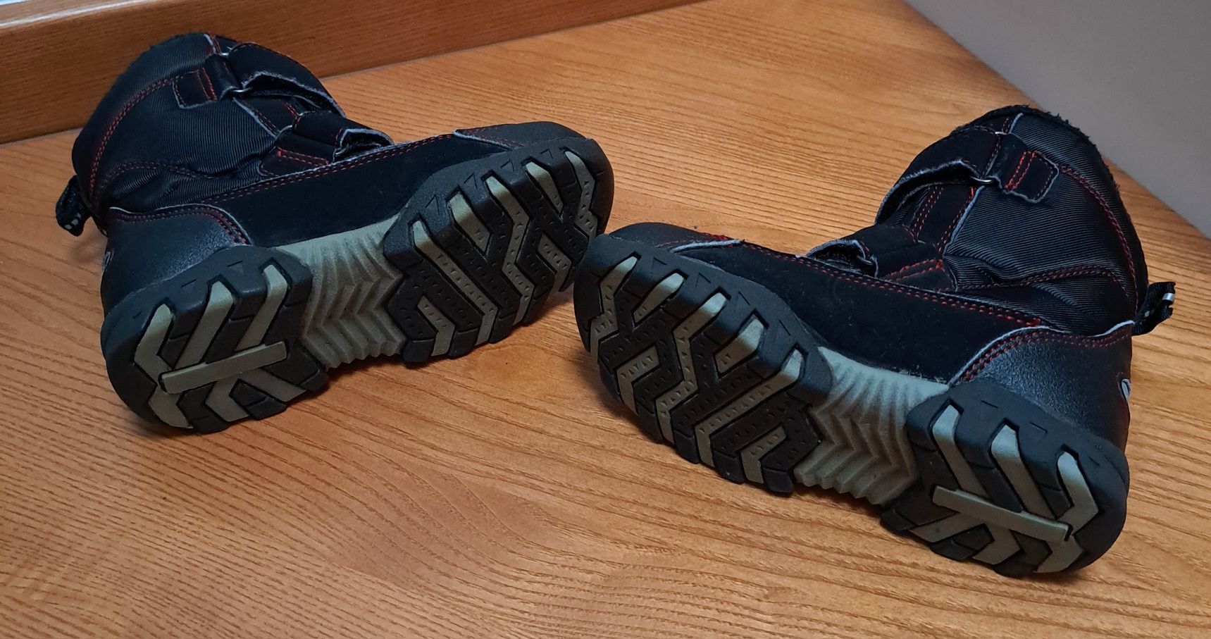 Buty śniegowce dla chłopczyka r.28 Stan Bdb