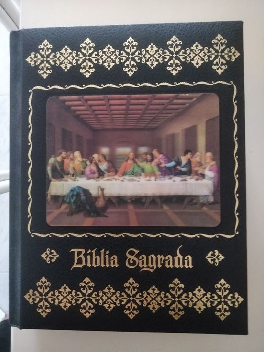 Bíblia sagrada nova edição papal