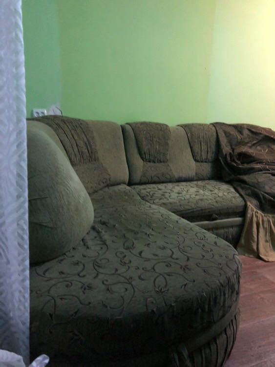 Диван кутовий з підйомним механізмом