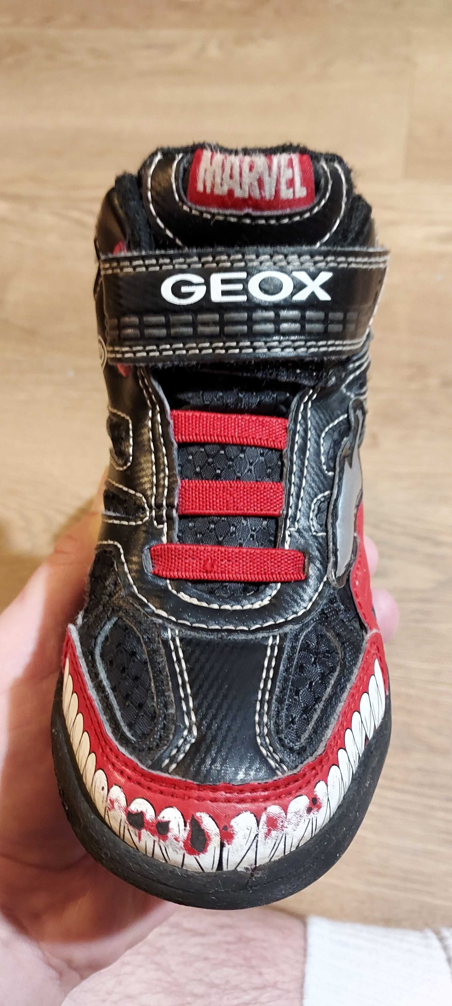 Buty dziecięce GEOX J26FEC MARVEL VENOM, rozmiar 29