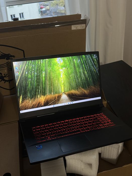 laptop msi katana gf76 11uc 144hz, i7, 32gb