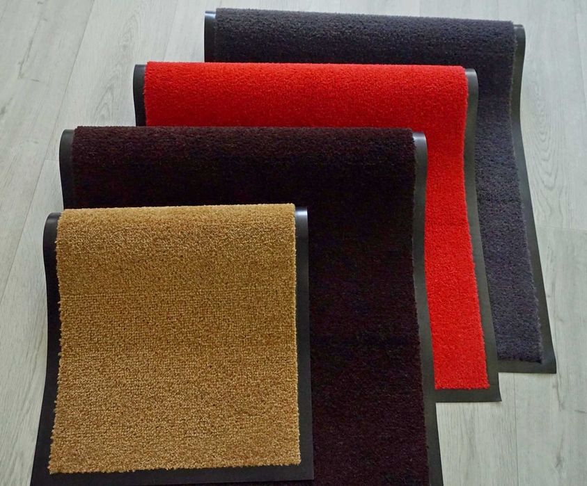 Грязезащитный коврик на резиновой основе для прихожей входной двери
