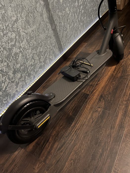 Самокат електро Xiaomi mi pro