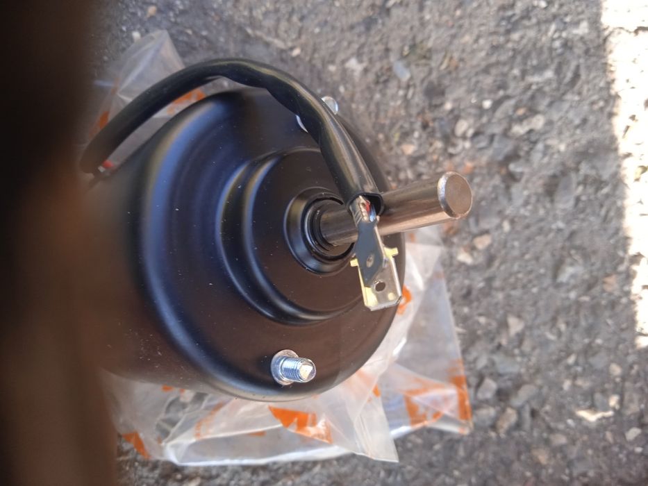 Новий електродвигун для пічки автомобіля КРАЗ