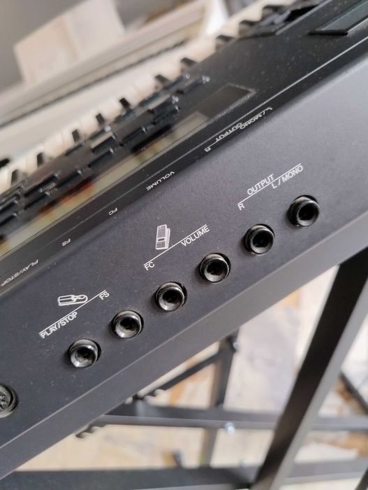 Yamaha V50 -syntetyzer