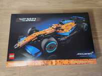 Конструктор Гоночний автомобіль McLaren Formula 1™ LEGO TECHNIC 42141