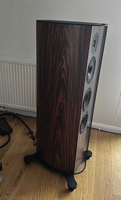 Ethos Ultimo Signature kolumny głośnikowe hi end firmy Studio16Hz