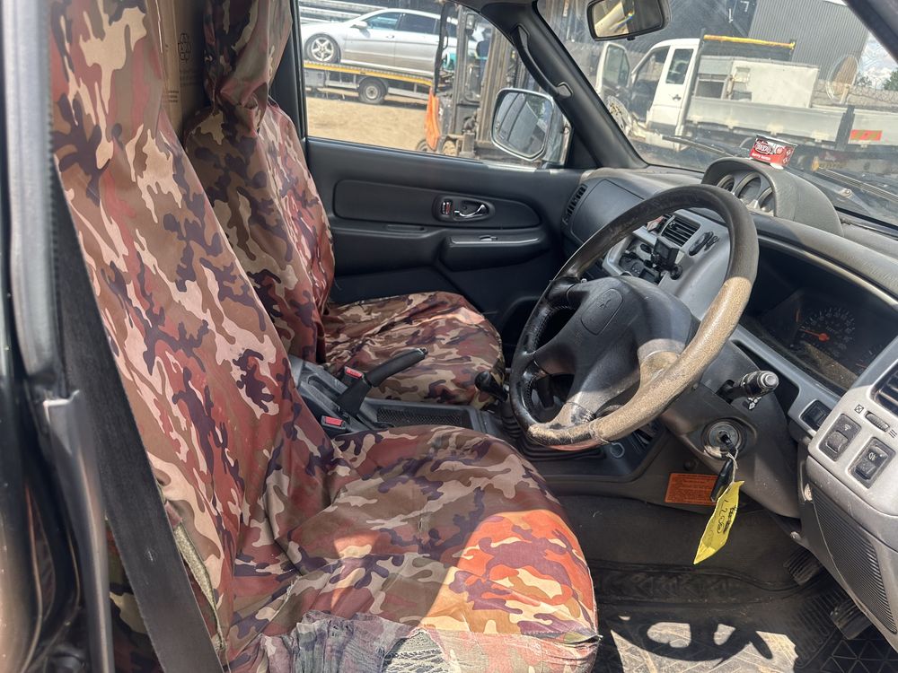 Mitshubishi L200 silnik 2.5d 2003r,Anglik z kluczykami
