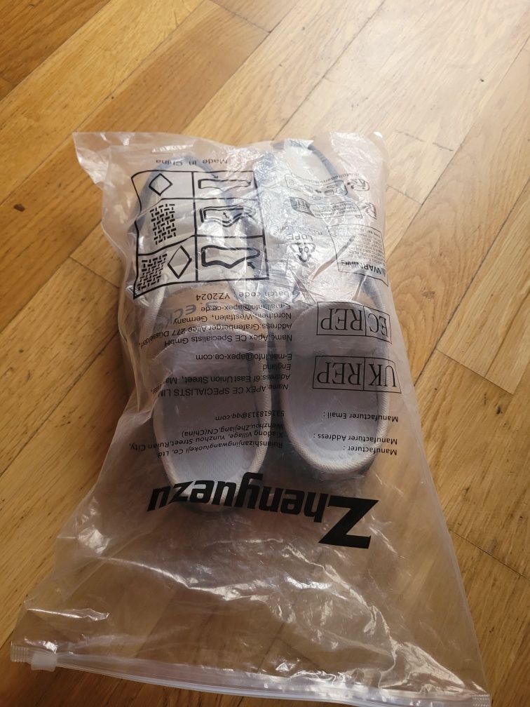 Sportowe buty młodzieżowe rozm . 37