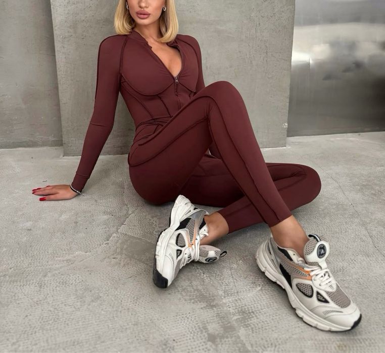 Brązowy kombinezon sportowy długi M/38