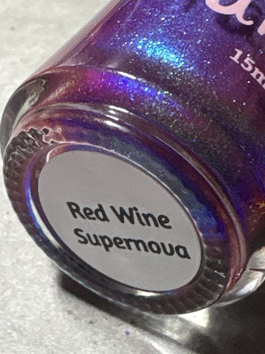 Pahlish lakker do paznokci Red Wine Supernova