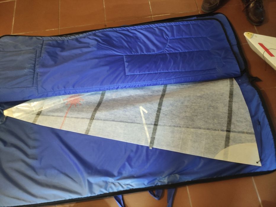 Vendo veleiro laser