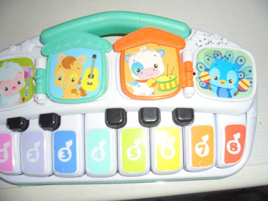 brinquedo para criança o piano com som