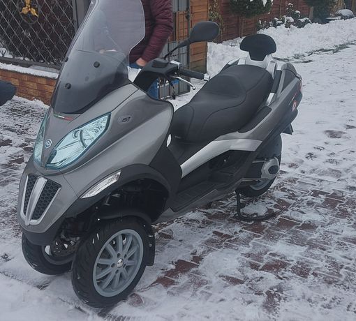 Piaggio mp3 300. 2012r