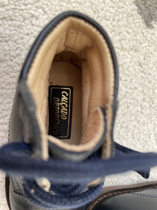 Botinhas bebé 17/18 ortopedicas todas em pele