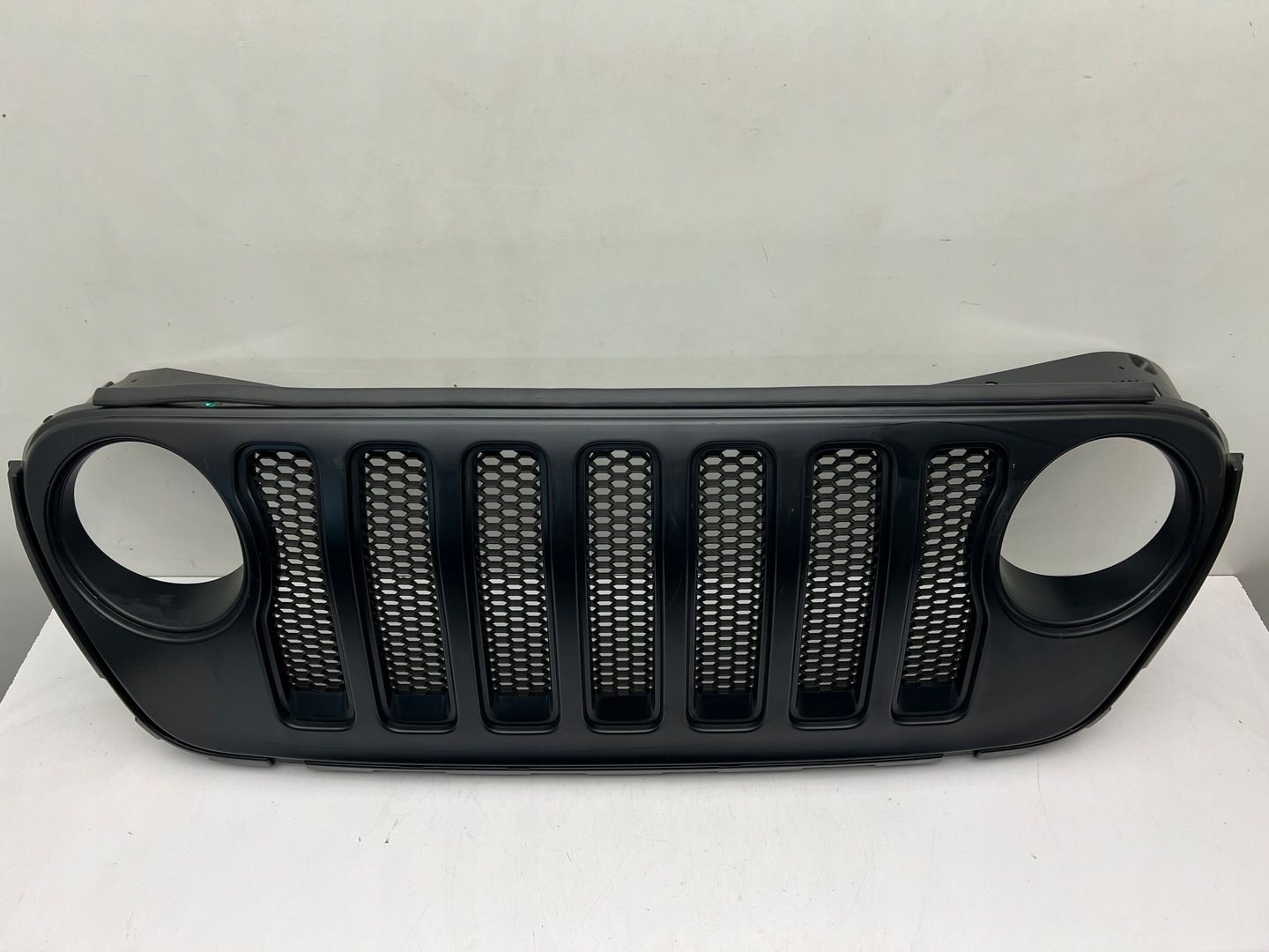 Jeep Wrangler IV JL Sahara Atrapa Grill Zderzaka Przedniego przód N…