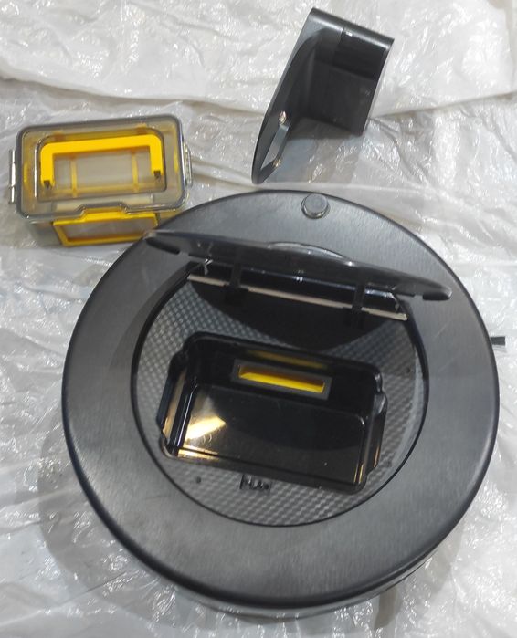 Продам новий робот пилосос GRVC-T800 Grunhelm