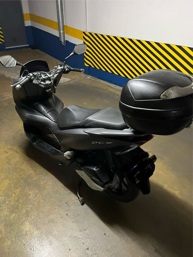 Honda PCX 125 em bom estado