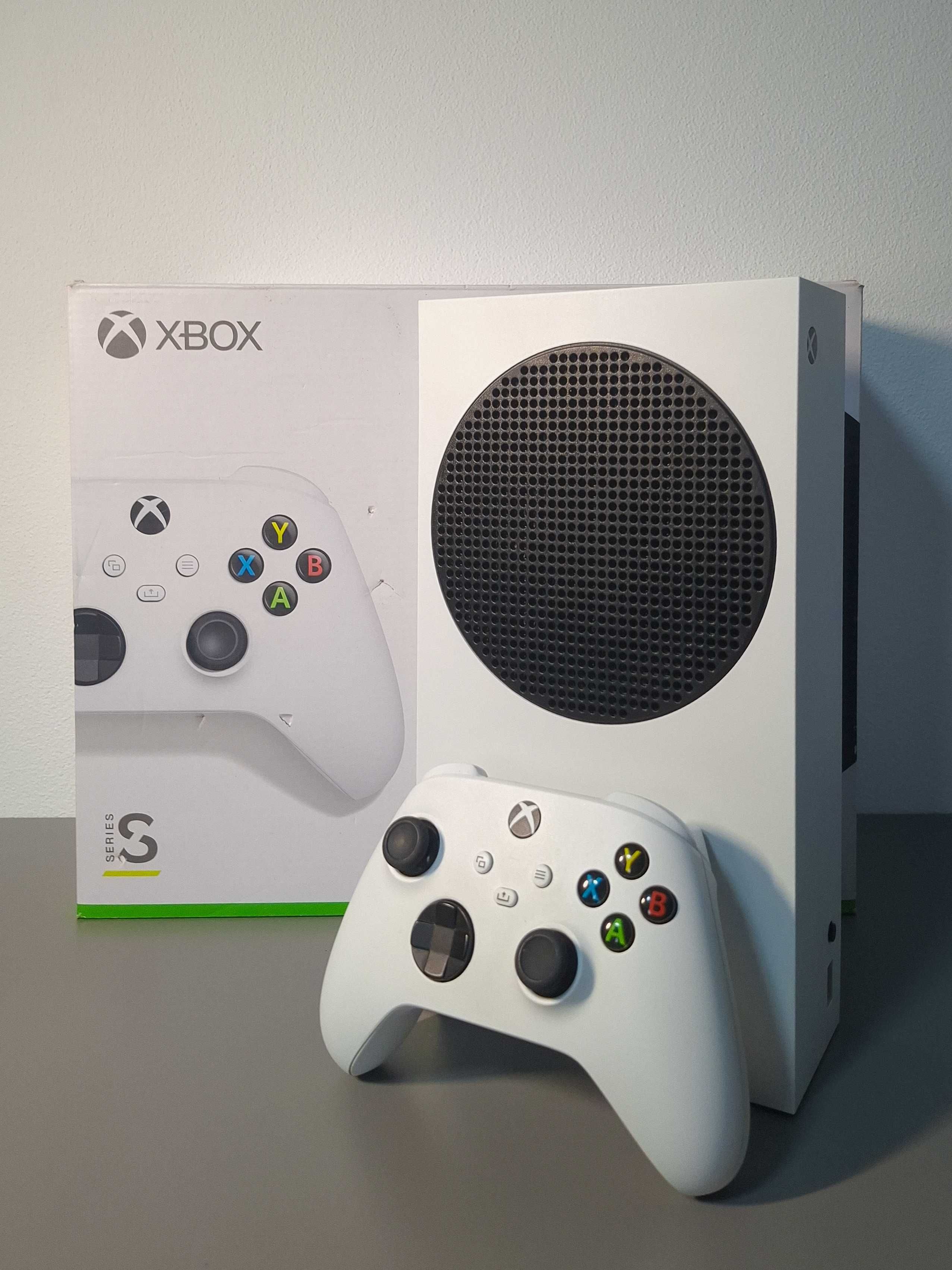 Xbox Series S 512GB + Pad + Pudełko – Stan Bardzo Dobry