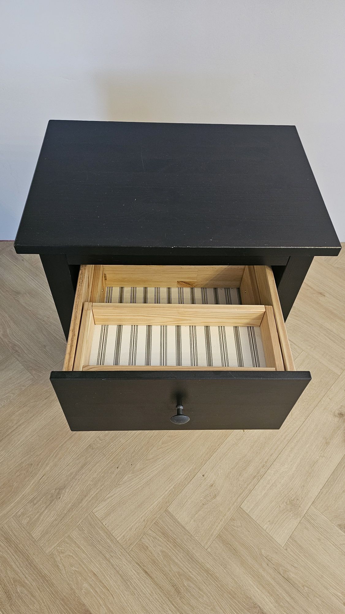 Szafka hermes czarna ikea