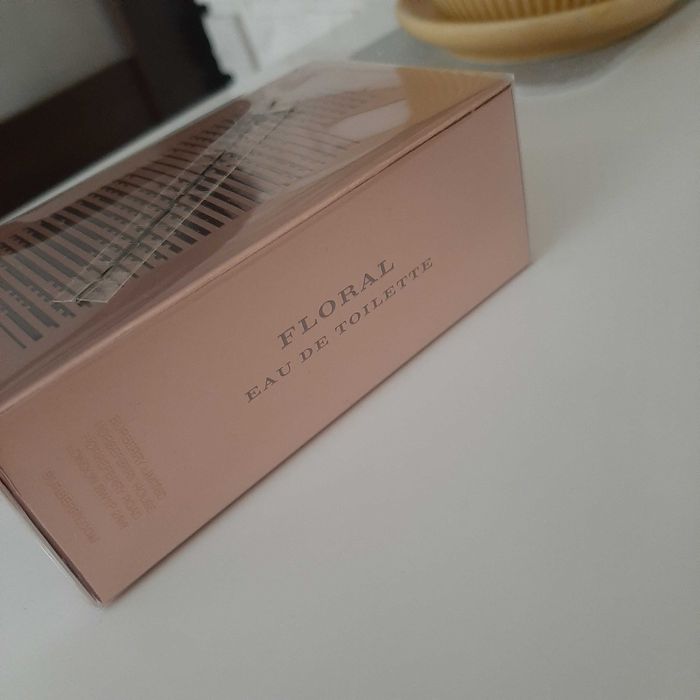 Unikat. Burberry Brit Rhythm Floral For Her