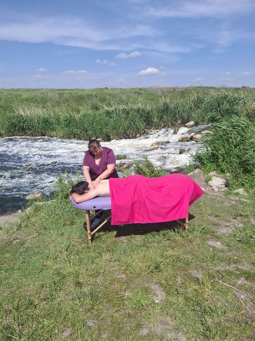 Професійний масаж у вашому районі