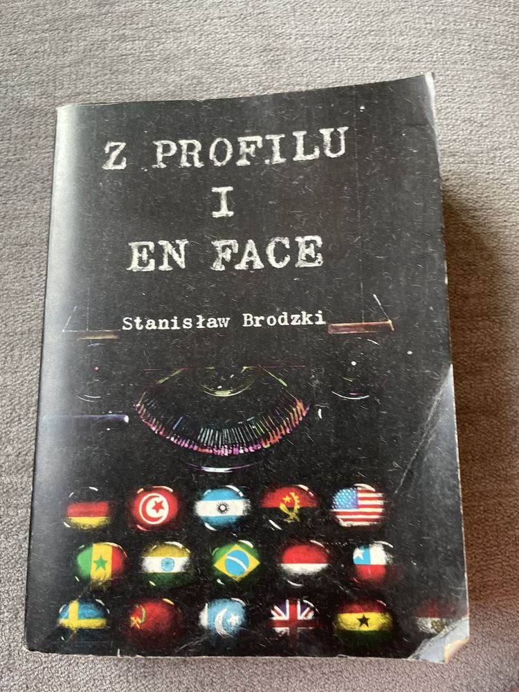 Z profilu i en face Stanisław Brodzki