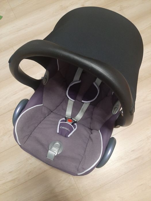 Fotelik samochodowy Nosidełko MAXI COSI CABRIO FIX  0-13kg