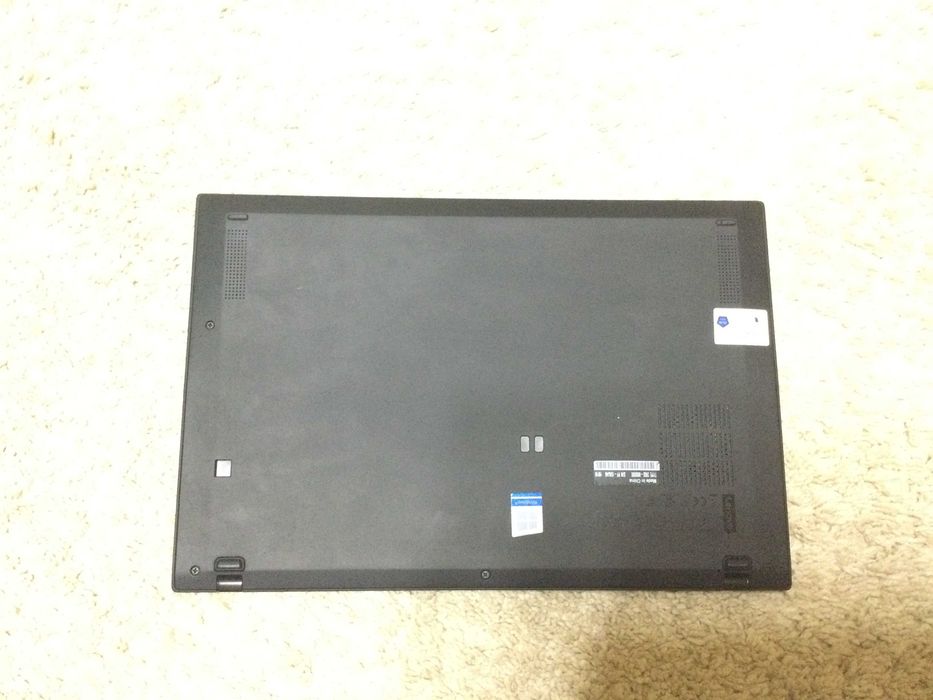 Lenovo ThinkPad Carbon X1 (gen. 7), core i7, 16GB + stacja dokująca