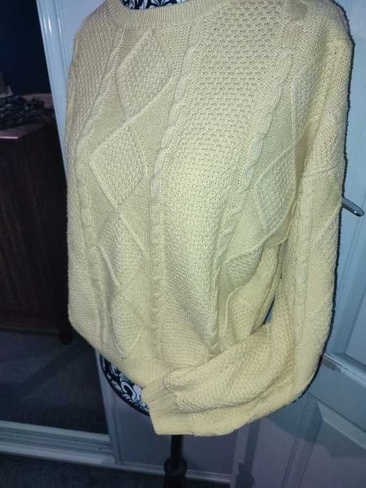 sweter damski rozm. S firmy Sinsay