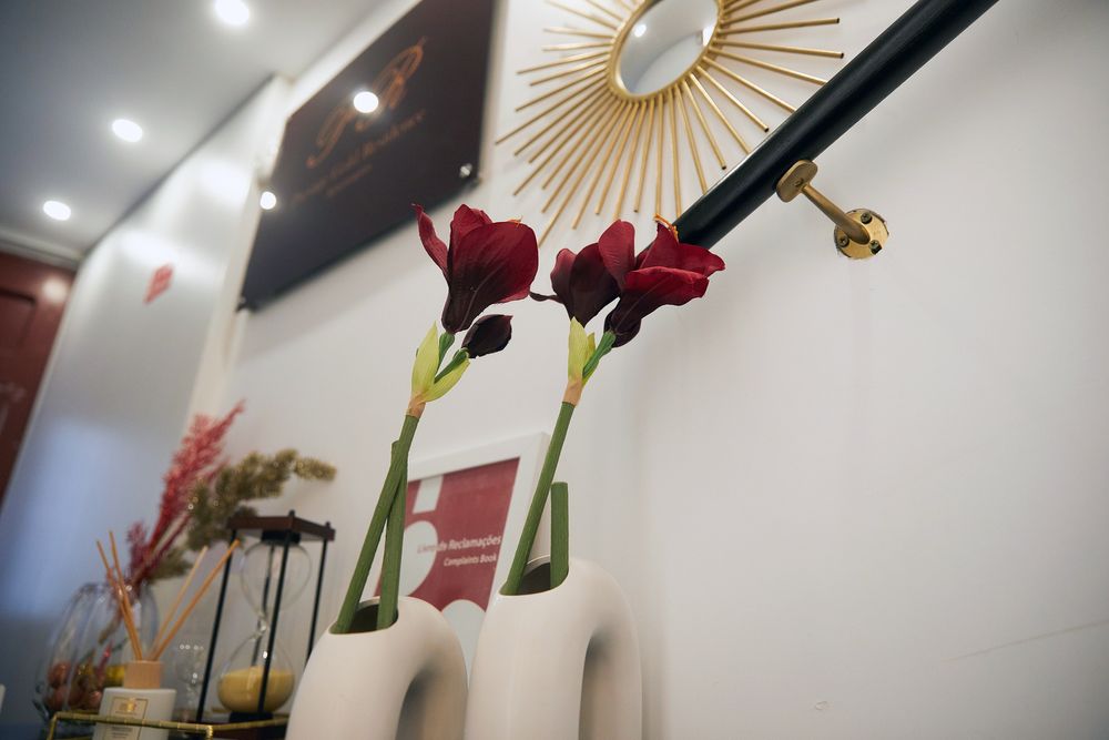 Vendo prédio com 3 apartamentos em Guimaraes completamente renovados