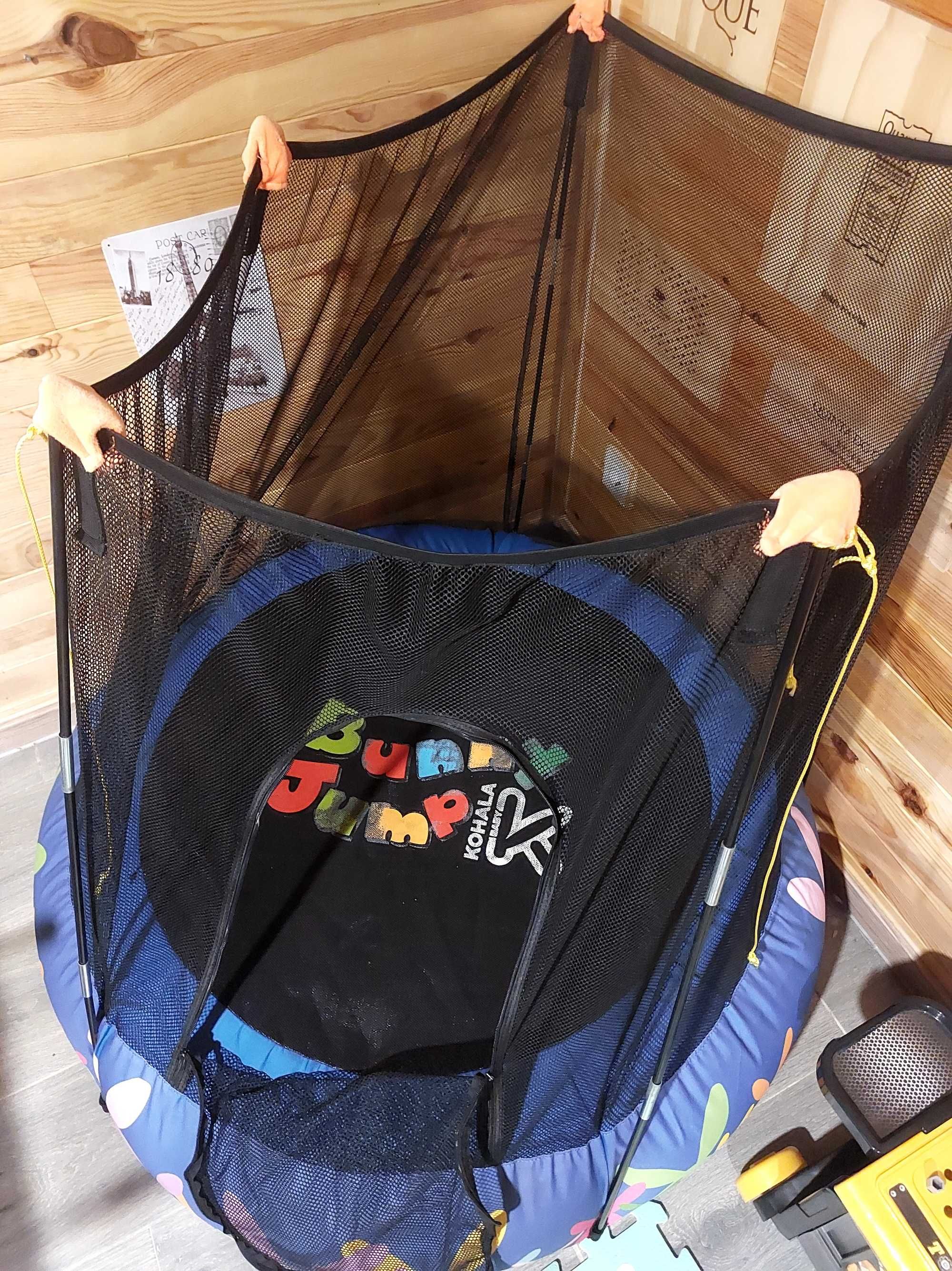 Trampolim criança