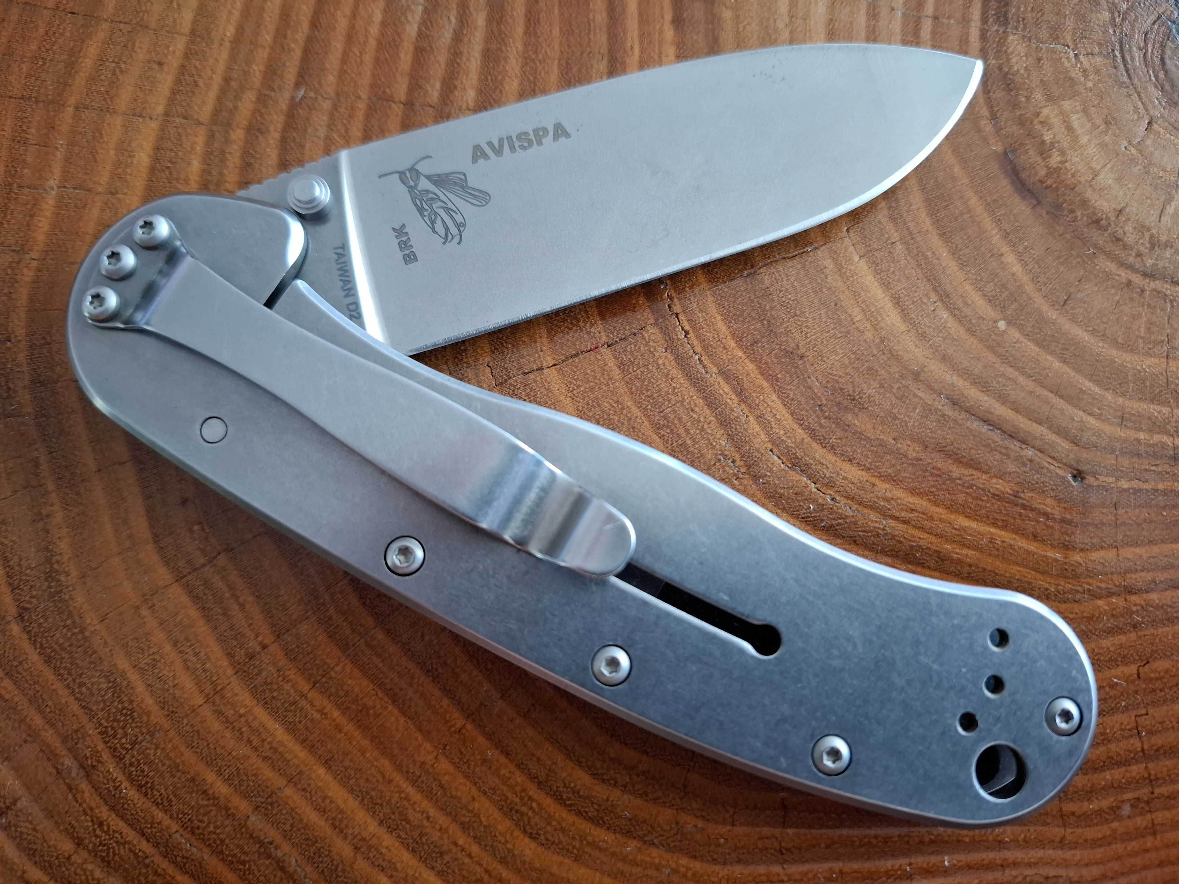 Nóż ESEE Avispa D2