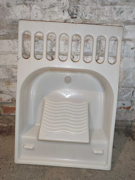 Емкость-стиральная доска