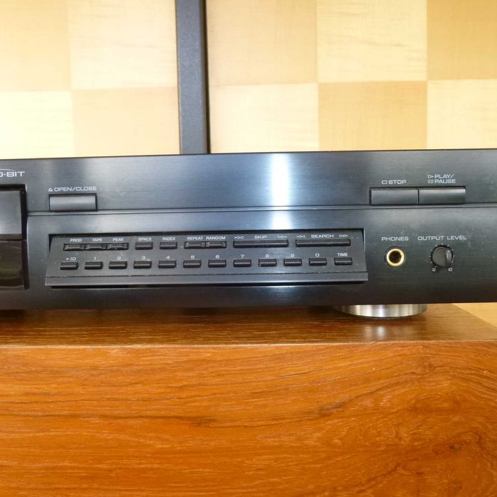 Leitor de CD YAMAHA CDX 890 High-End