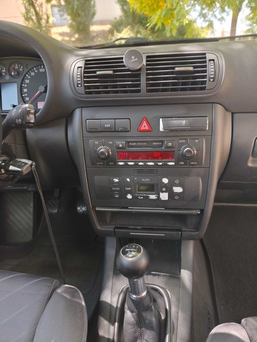 Audi A3 1.9TDi cinzento