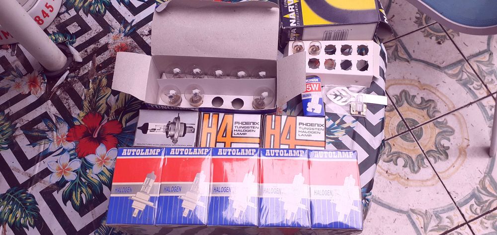 Nowe żarówki samochodowe Tungsram ,H4, Autolamp