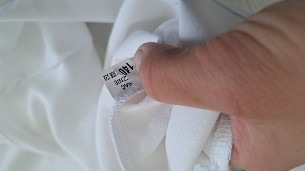 Biala ecru bluzka długi rękaw 140