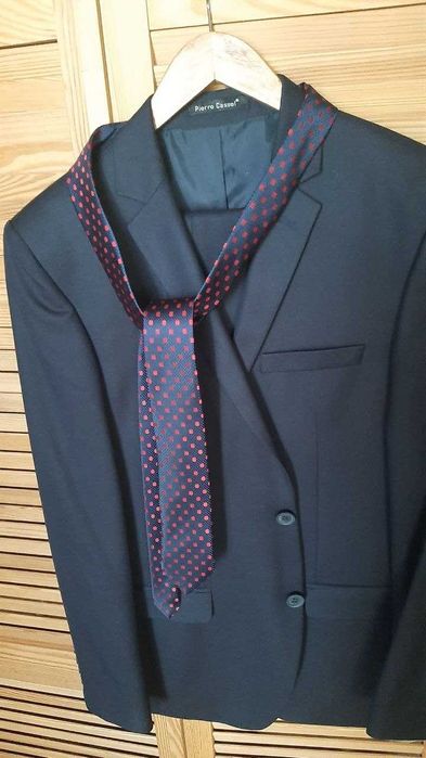 Костюм чоловічий сучасного крою темно-синього кольору 46 р.