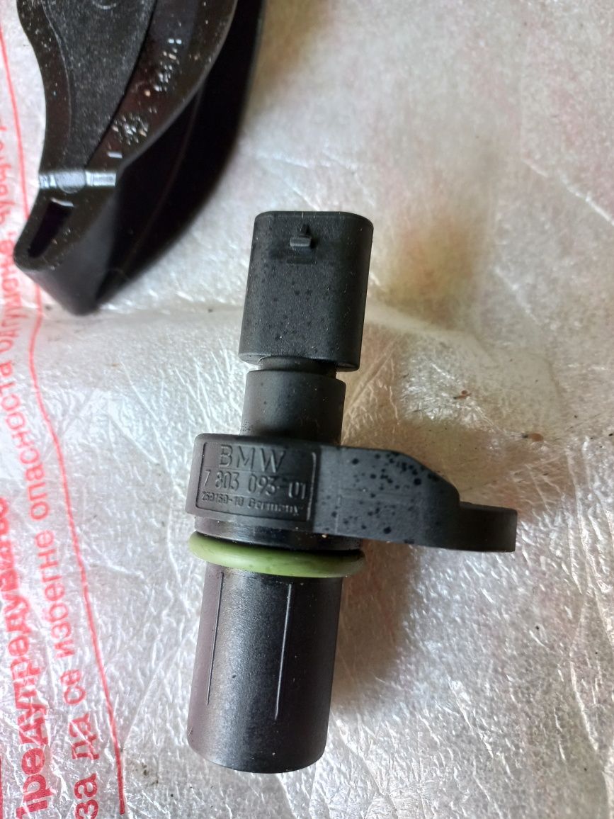 780309301 BMW датчик положения распредвала