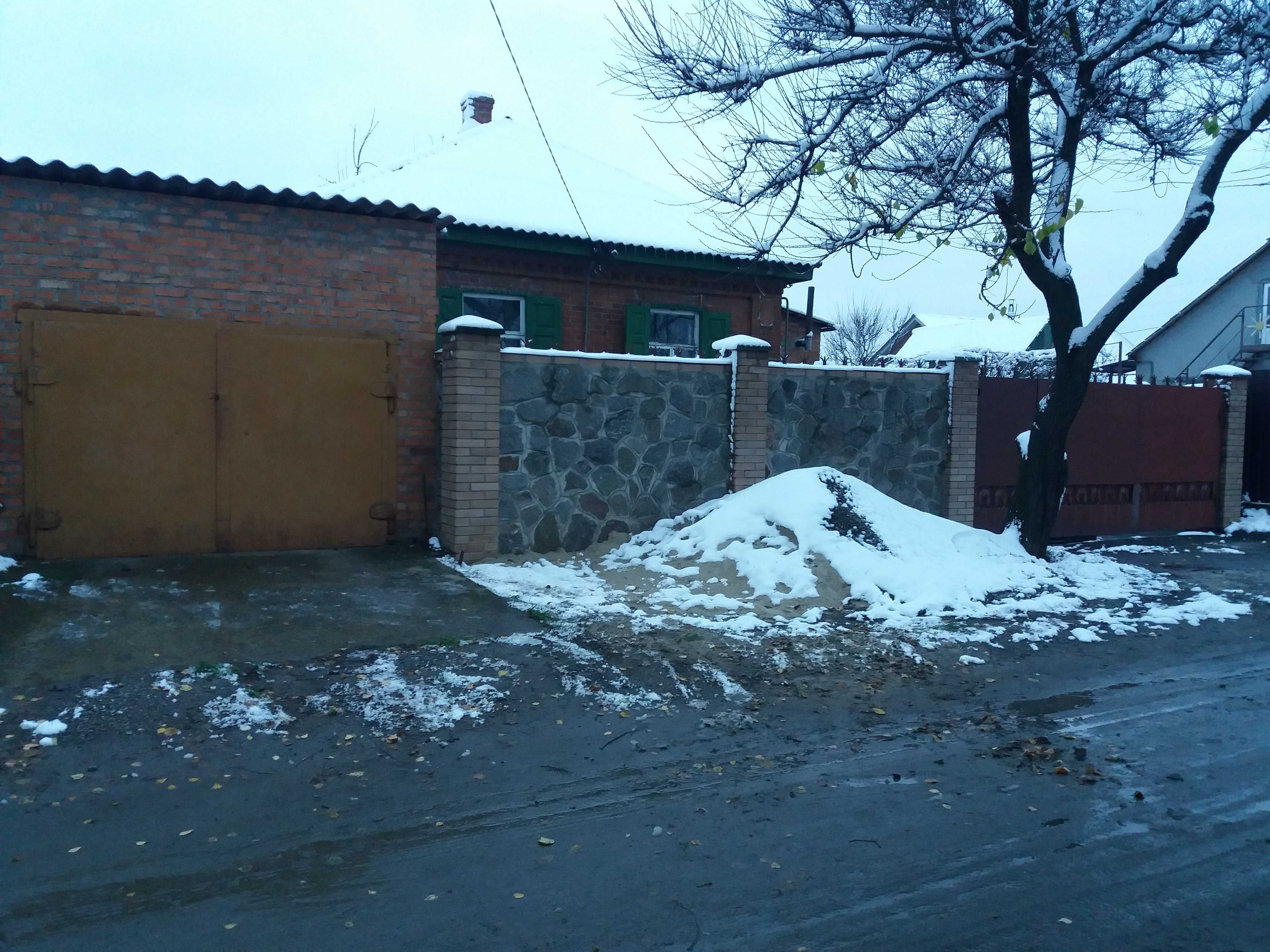 Будинок с гаражем Кременчук