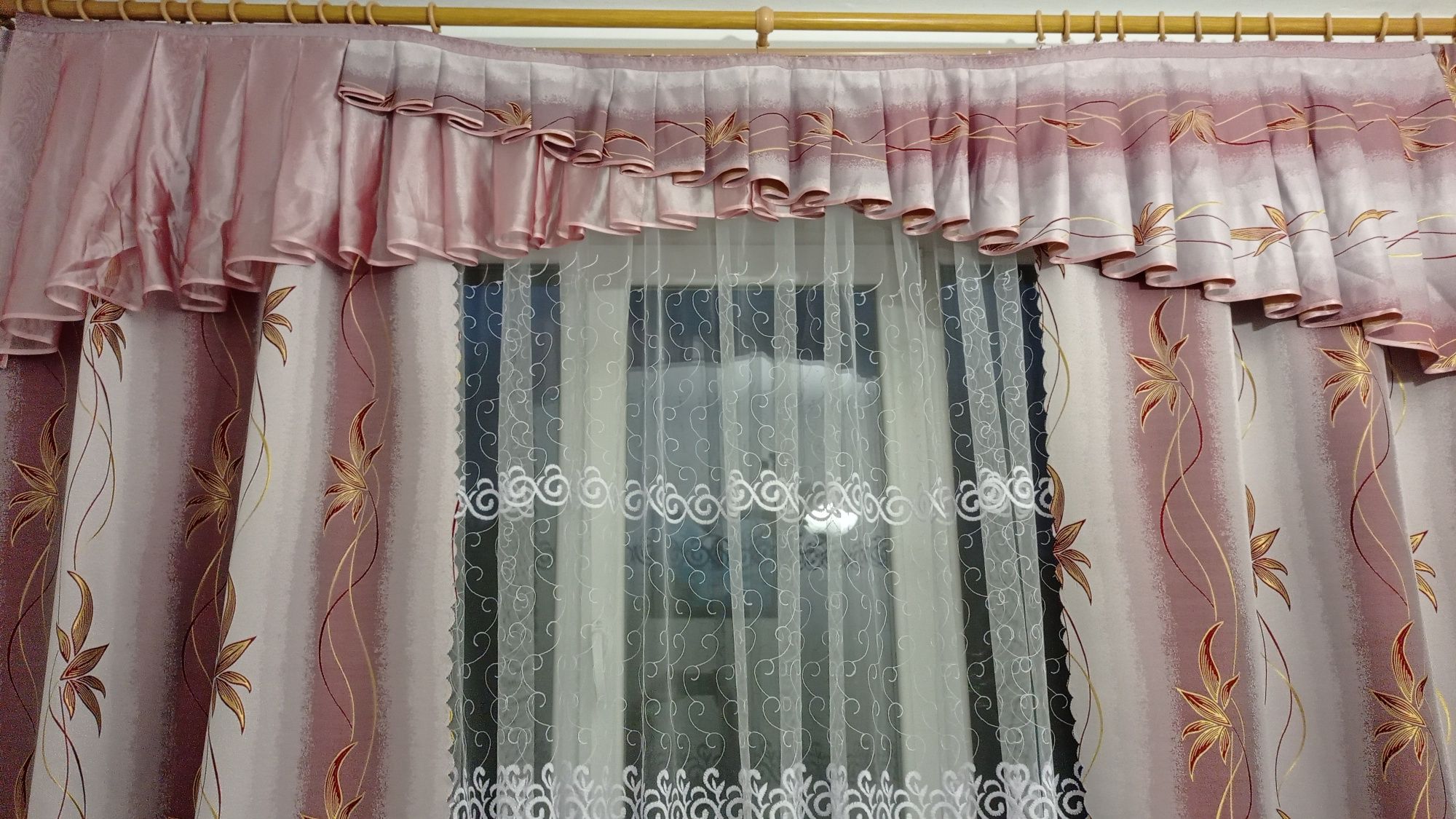 Штори 1,50*2,43 дорога тканина, ламбрекен