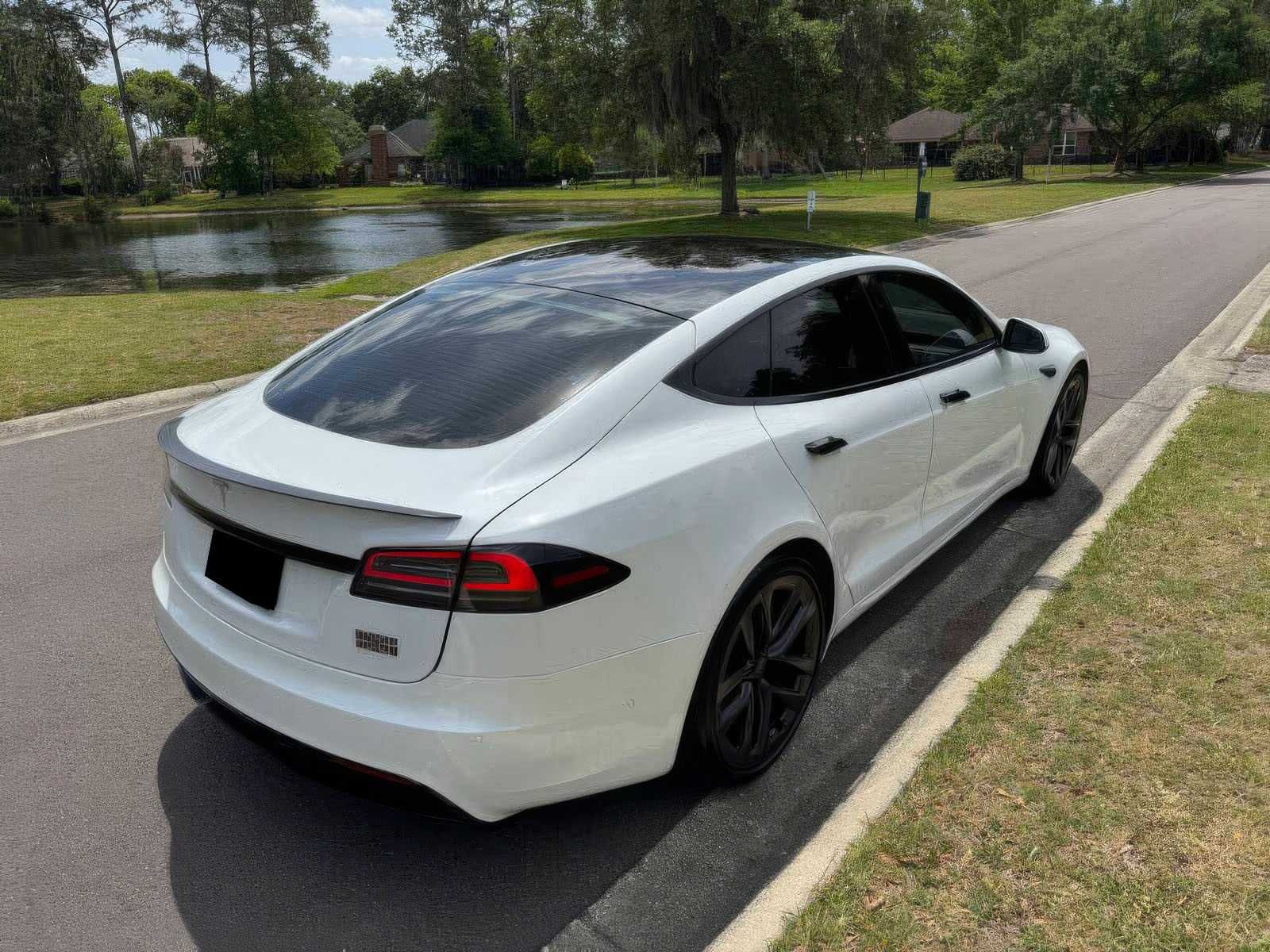 2022 Tesla Model S
