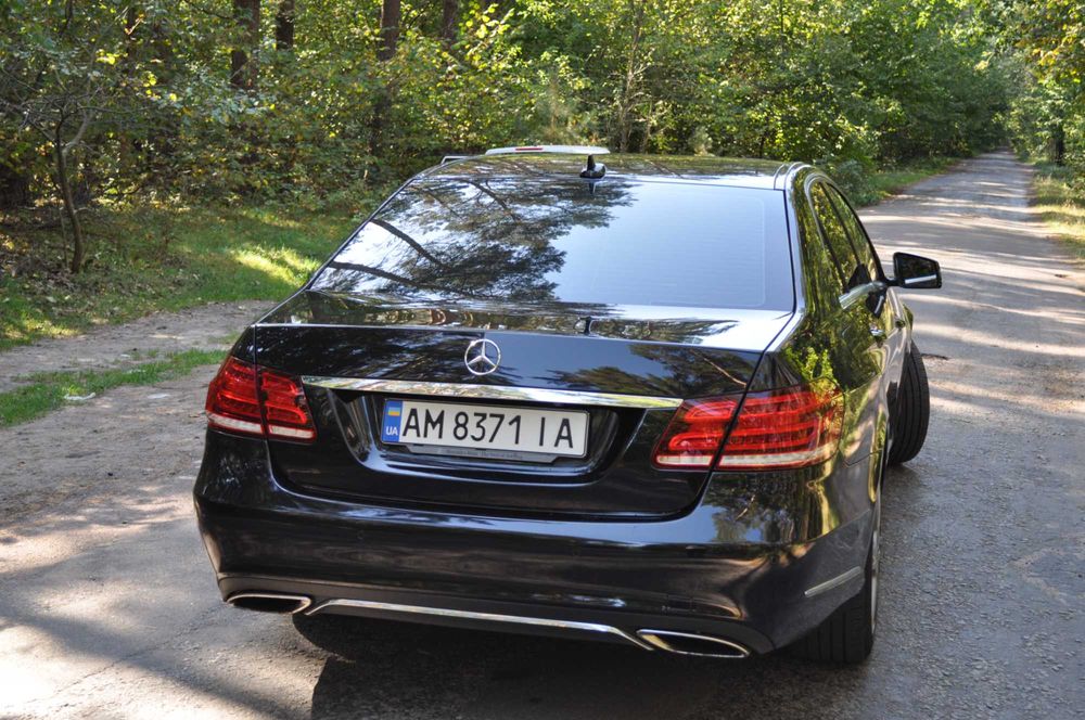 Mercedes-Benz E-Class W212 E220