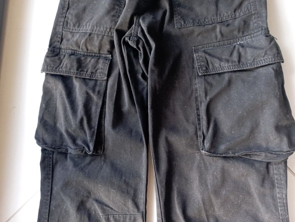 Spodnie Bershka 32 czarne