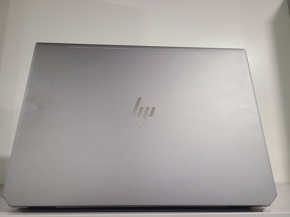 HP ZBook Studio G5 NVidia P1000 RAM 32Gb