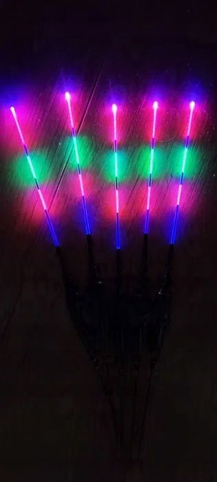 Spławik ŚWIECĄCY 1.3g - Pogromca Dużego LESZCZA Kamuflaż + 2x Bateria